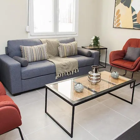 Apartment Modern Beauty In Central Athens!